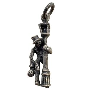 Vintage Sterling Silver Figural‎ Man Charm Top Hat Lantern Skull Pendant 1.47g